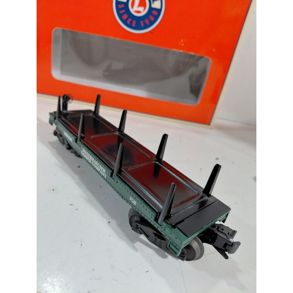 Lionel 6-29806 O Gauge Model Railroad Weyhaeuser Operating Log Car w/Box - Picture 4 of 14
